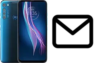 Richten Sie E-Mails auf dem Motorola One Fusion+ ein