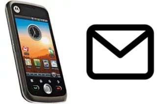 Richten Sie E-Mails auf dem Motorola Quench XT3 XT502 ein