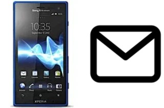 Richten Sie E-Mails auf dem Sony Xperia acro HD SO-03D ein