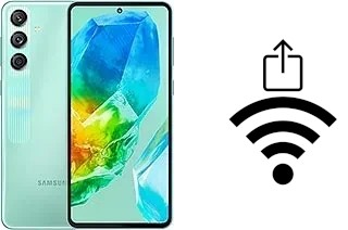 So generieren Sie einen QR-Code mit dem Wifi-Passwort auf einem Samsung Galaxy M55s